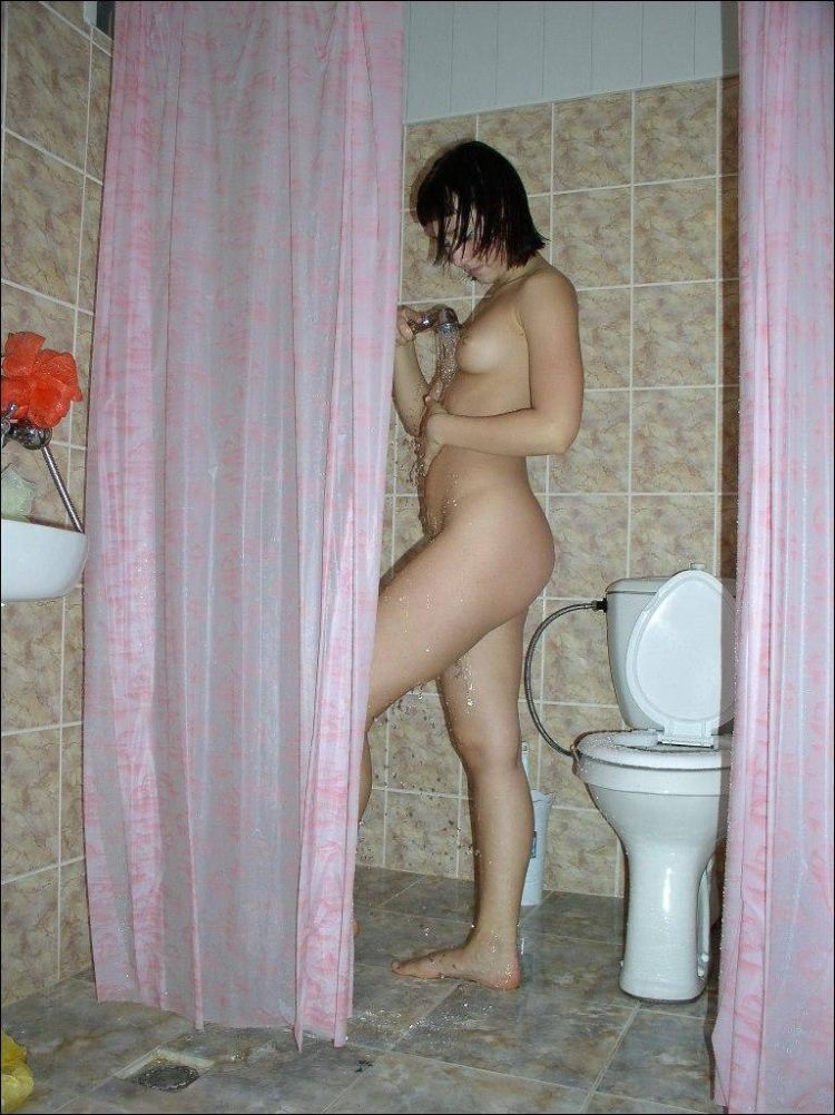 Amateur babe is taking a shower - 08