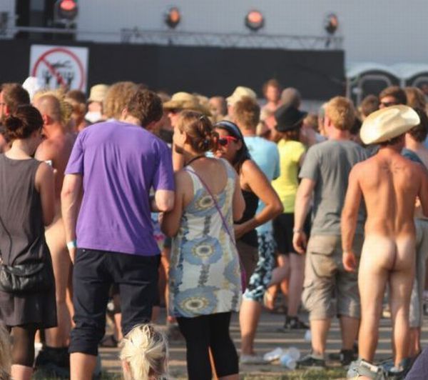 The most crazy snapshots from the ROSKILDE Festival - 16