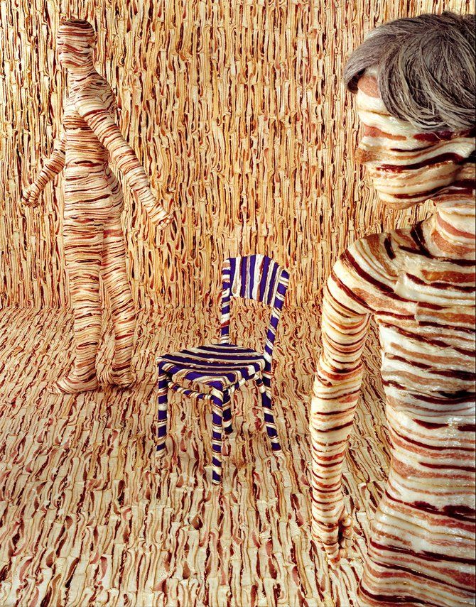 Surreal creativity of photo artist Sandy Skoglund - 05