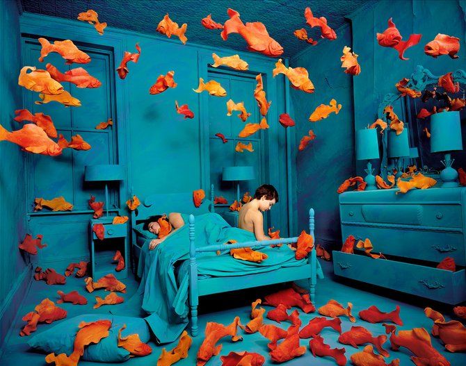 Surreal creativity of photo artist Sandy Skoglund - 25