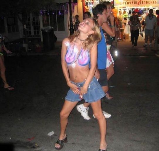 Daily erotic picdump (136 pics)