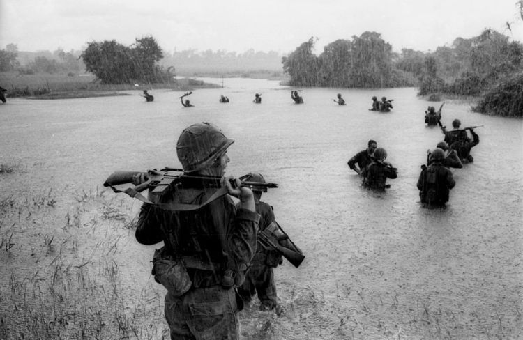 Photo galleries dedicated to the 35th anniversary of the end of the war in Vietnam - 05