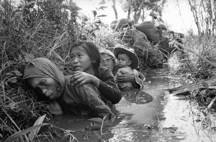 Photo galleries dedicated to the 35th anniversary of the end of the war in Vietnam - 07