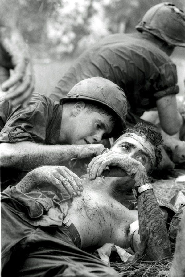 Photo galleries dedicated to the 35th anniversary of the end of the war in Vietnam - 14