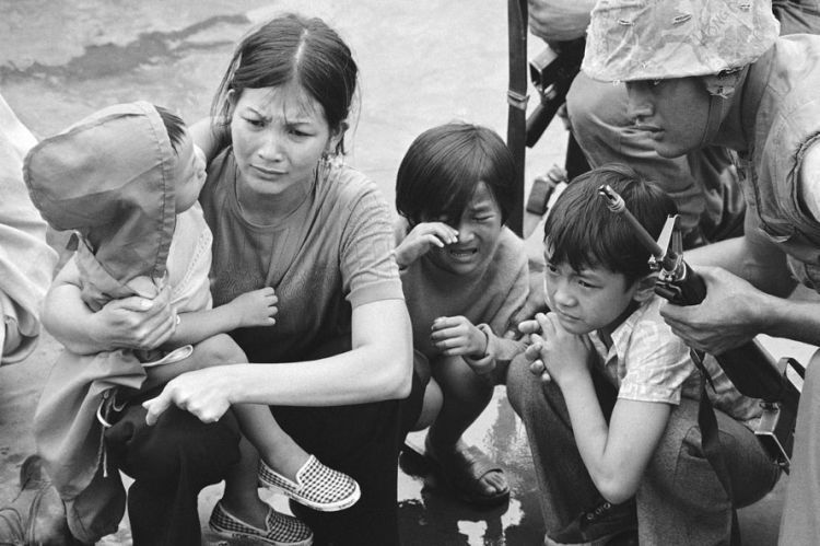 Photo galleries dedicated to the 35th anniversary of the end of the war in Vietnam - 21