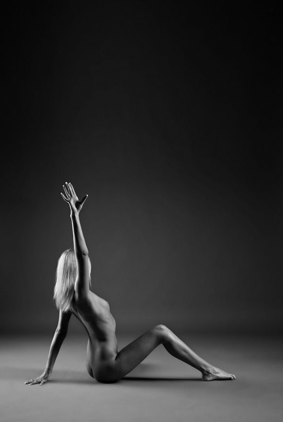 Beautiful black and white erotica from photographer Thomas Doering - 33