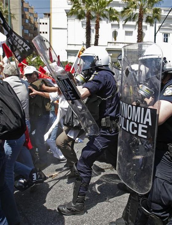 Nationwide strike in Greece - 14