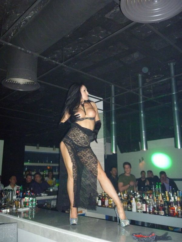Excellent striptease show in a nightclub - 02