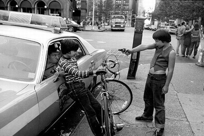 Sreet Photographer Jill Freedman - 16