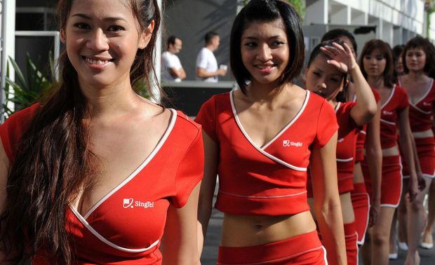 Hot girls from Formula 1 - 29