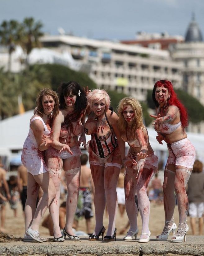 Bloody zombies in Cannes - 15