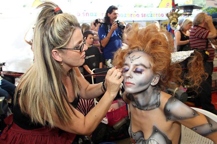 Body art festival in Australia - 15