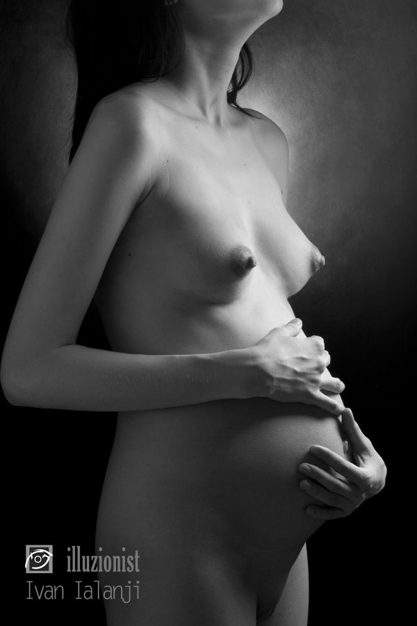 Erotic photos of pregnant girls - 15