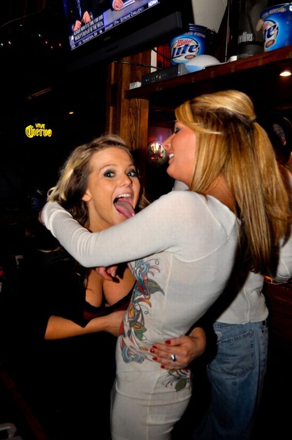 These chicks will show you how to have fun - 11