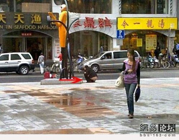 OMG! She did it right in the middle of the street! - 05