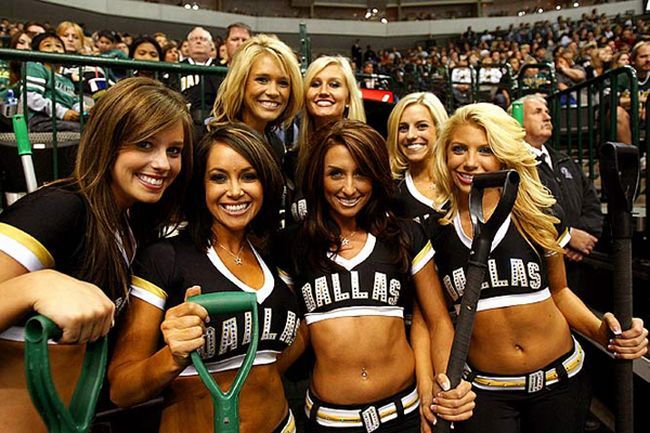 The sexiest Ice Crew girls - 10