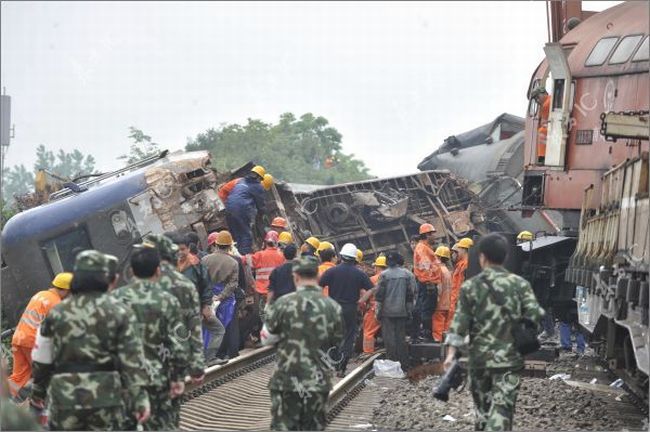 A passenger train derailed In China - 11