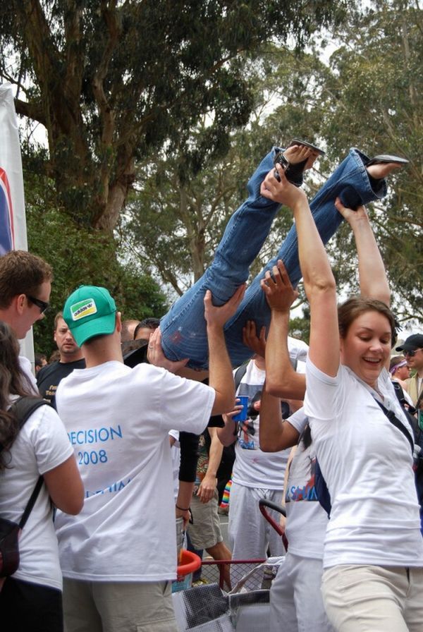 Sultry beauties do keg stands - 22