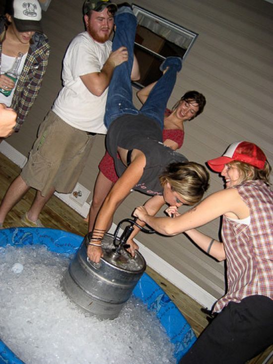 Sultry beauties do keg stands - 32