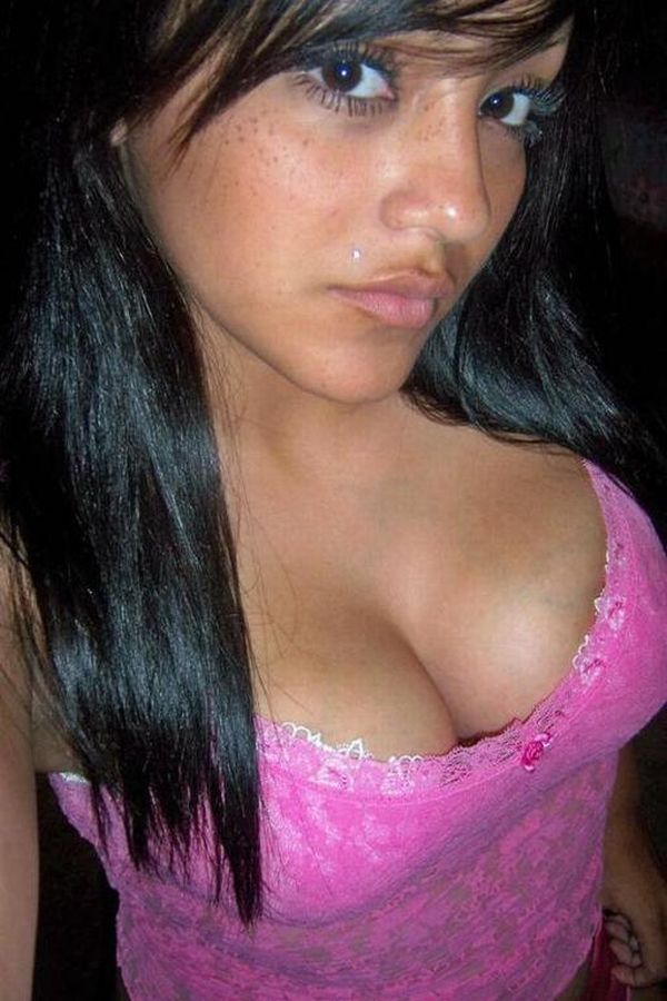Busty amateur babes. Tons of boobs are waiting for you after the jump. Part 2 - 14