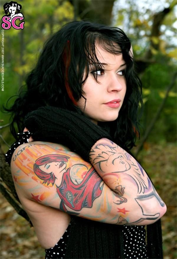 Beautiful girls with tattoos - 18