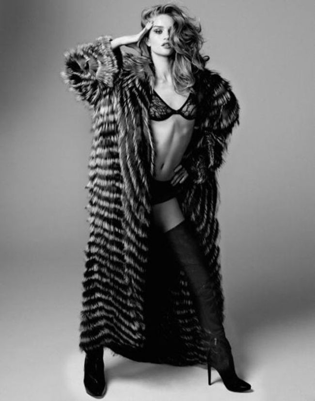 Rosie Huntington-Whitely got naked for DT magazine - 02