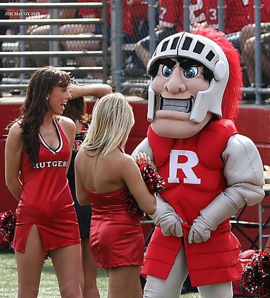 Sports mascots who love to have some fun - 16
