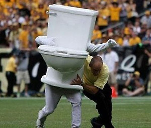 Sports mascots who love to have some fun - 19