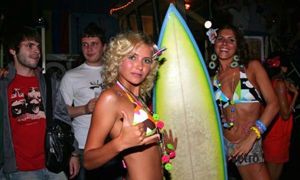 Sexy beauties with surfboards - 40