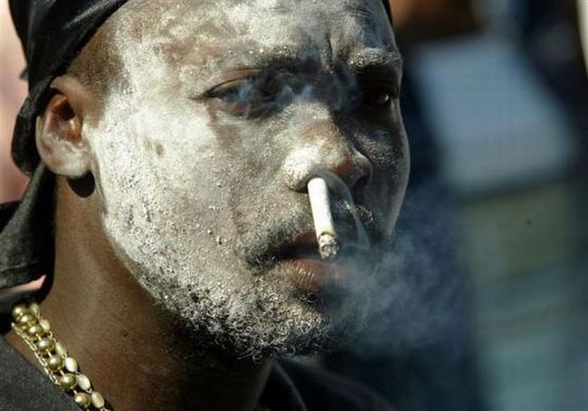 Smokers from different countries in one photo gallery - 20