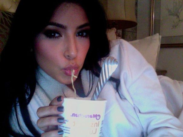 The best photos of Kim Kardashians from Twitter - 12