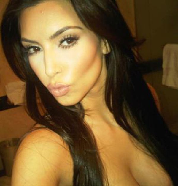 The best photos of Kim Kardashians from Twitter - 29