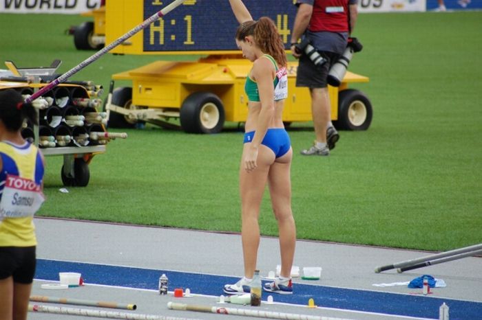 Nice and tight booties of female athletes - 07