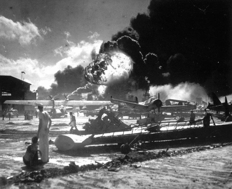 Photos of WWII in the Pacific - 03