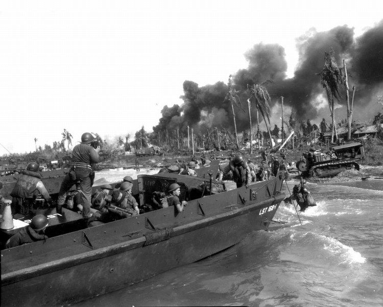 Photos of WWII in the Pacific - 99