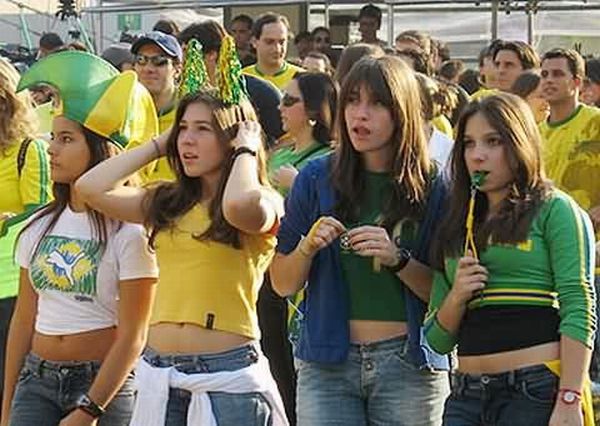 The hottest football fans in Brazil - 15