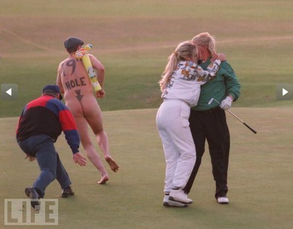 Streakers and sports - 25