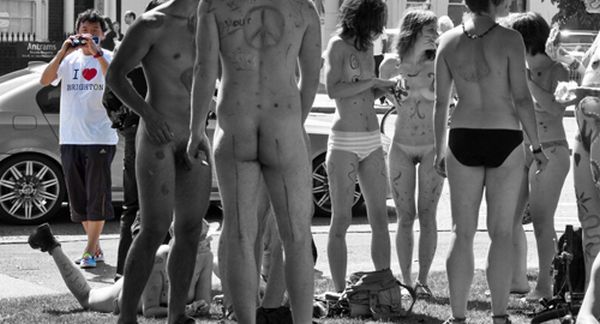 World Naturist Day: Everybody hopes on a bicycle 2010 - 39