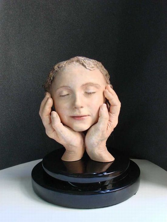 Hyper realistic sculptures of Carole Feuerman - 13