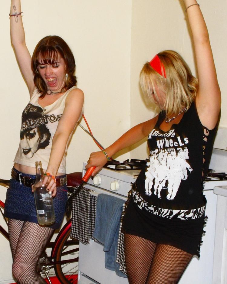 Wild Dances of drunk girls - 09