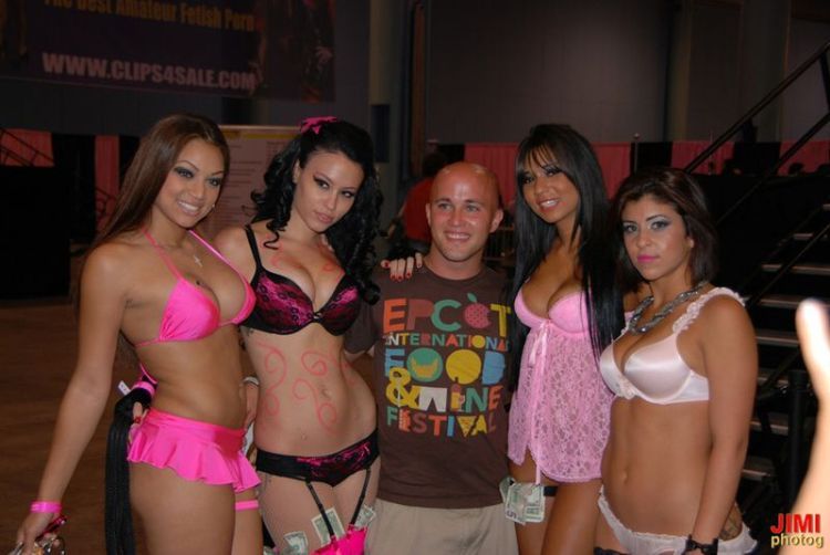 Great girls from Exxxotica Expo 2010 - 11