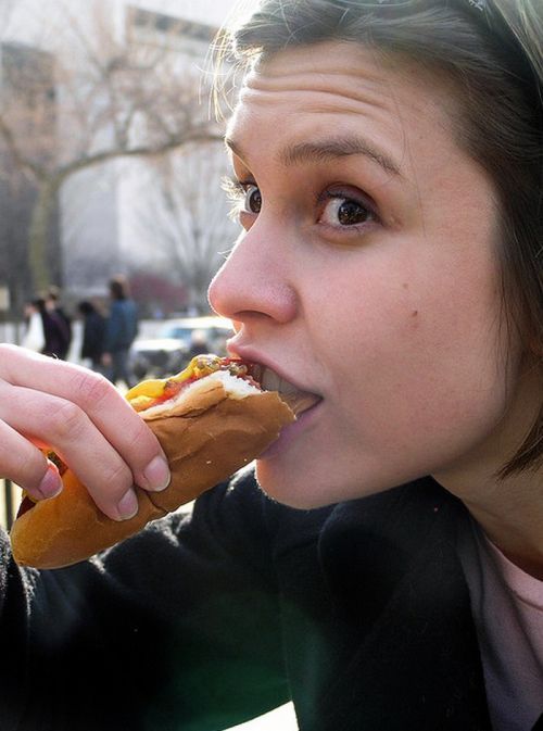 Girls who love hot-dogs - 18