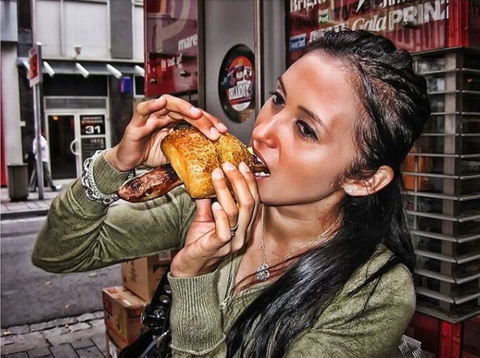 Girls who love hot-dogs - 37