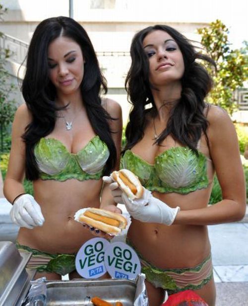 Girls who love hot-dogs - 43