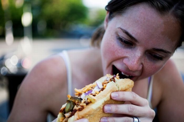 Girls who love hot-dogs - 61