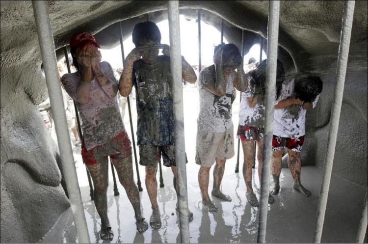 The annual festival of mud in the South Korean city of Boryeong - 02