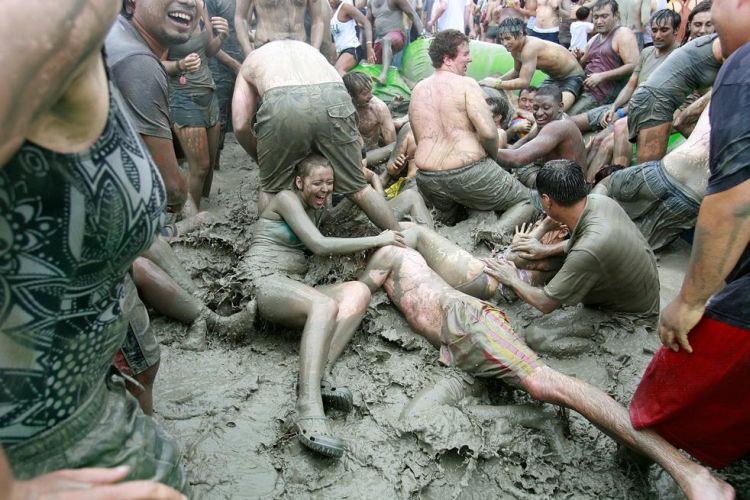 The annual festival of mud in the South Korean city of Boryeong - 18