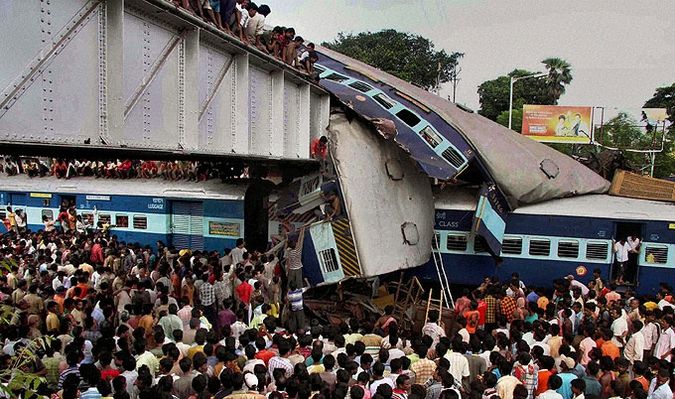 Train collisions in India - 01