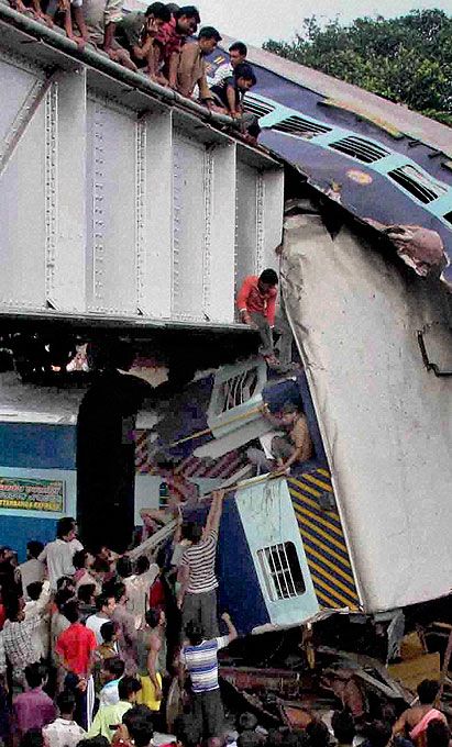 Train collisions in India - 10