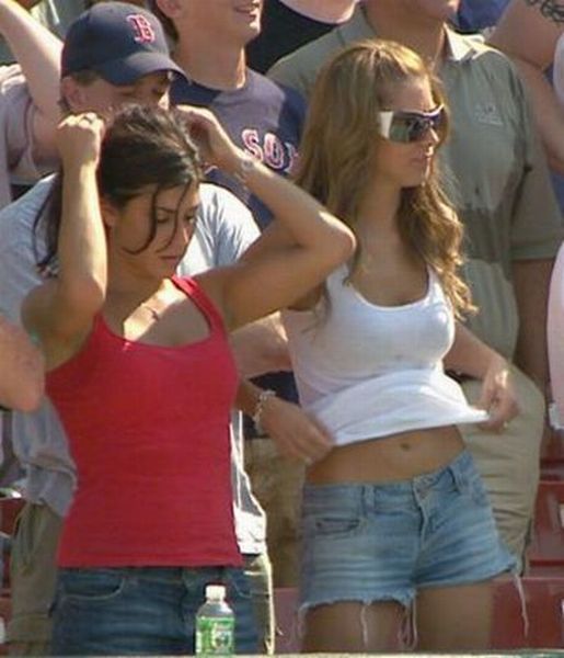 The sexiest Red Sox fans - 03